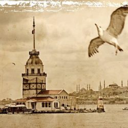 Ahmet Ümit'in İstanbul Hatırası kitabının kapak görsellerinden biri.