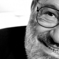 Umberto Eco bir fotoğraf
